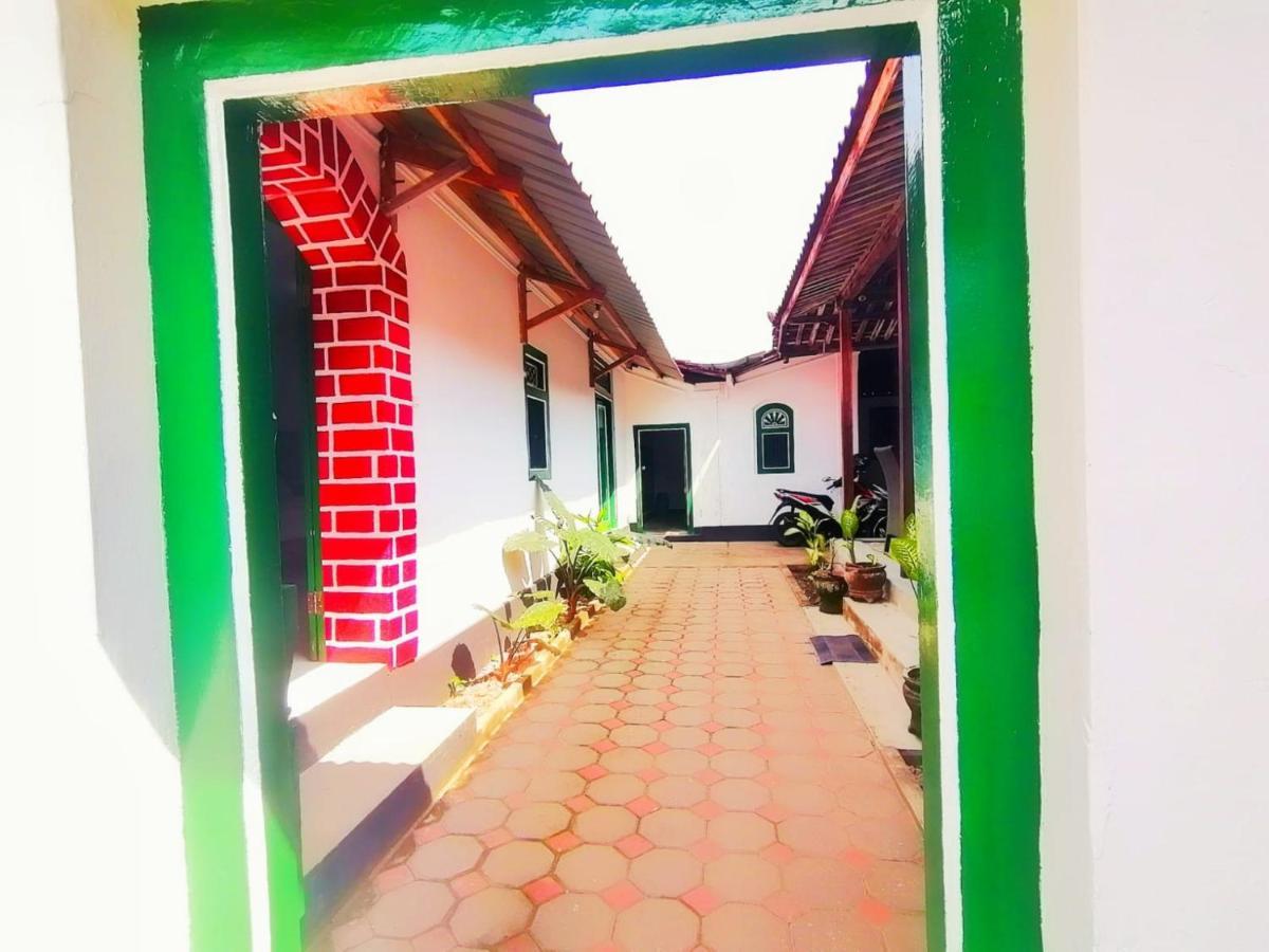 Reddoorz Syariah @ Ndalem Kembang Sore 日惹 外观 照片