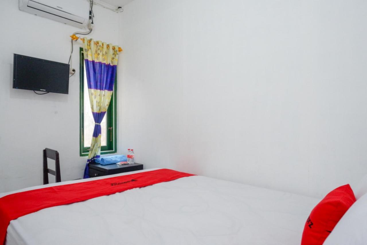 Reddoorz Syariah @ Ndalem Kembang Sore 日惹 外观 照片