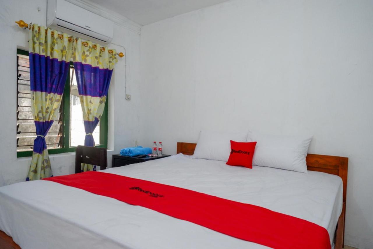 Reddoorz Syariah @ Ndalem Kembang Sore 日惹 外观 照片